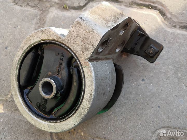 Хендай акцент опора двигателя