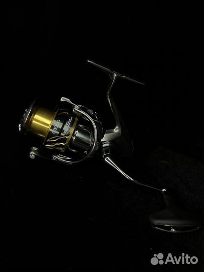 Shimano 20 Twin Power C3000