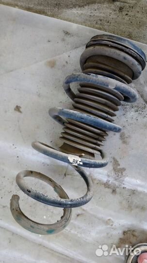 Пружина передняя Opel Astra H GTC