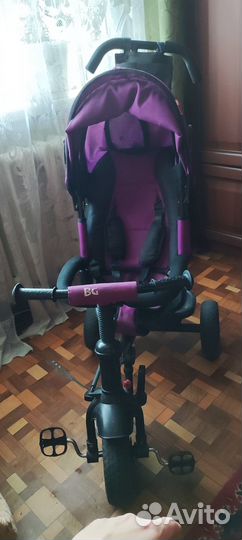 Детский велосипед трехколесный с ручкой