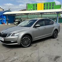 Skoda Octavia 1.6 AT, 2019, 280 000 км, с пробегом, цена 1 200 000 руб.