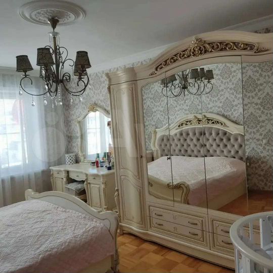 4-к. квартира, 100 м², 5/5 эт.