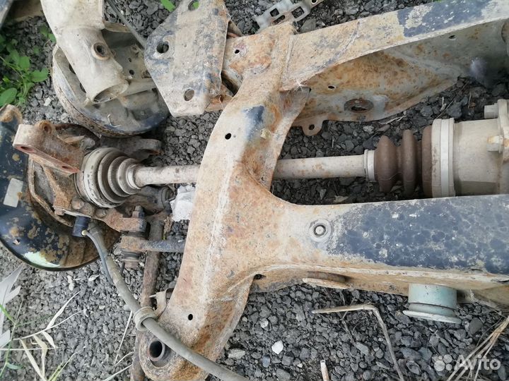 Привод задний левый Lexus RX300