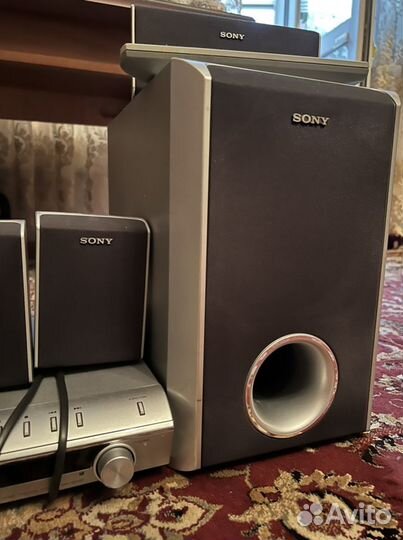 Домашний кинотеатр