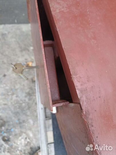 Ящик металлический- сейф