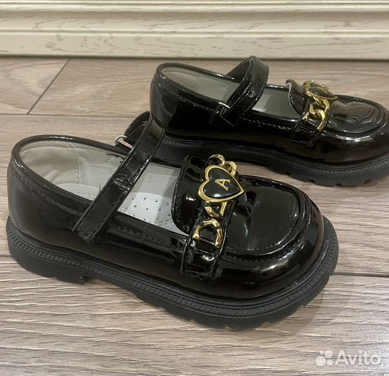 Туфли для девочки