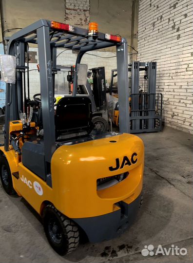 Вилочный погрузчик JAC CPCD15, 2023