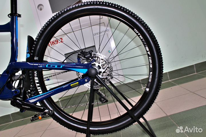 Топовый GT Helion 27.5