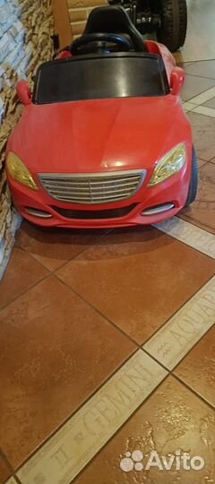 Детский электромобиль