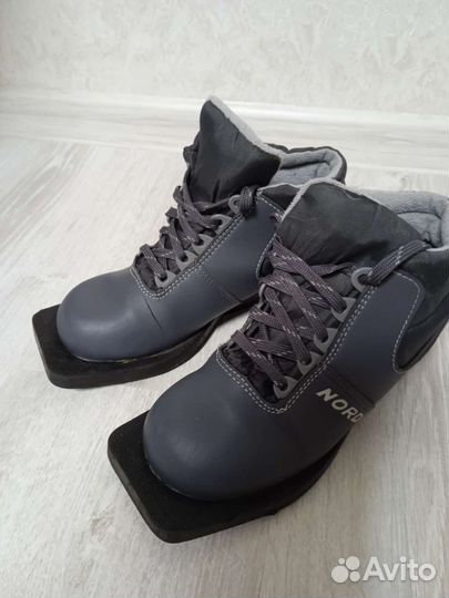 Лыжные ботинки, р. 34