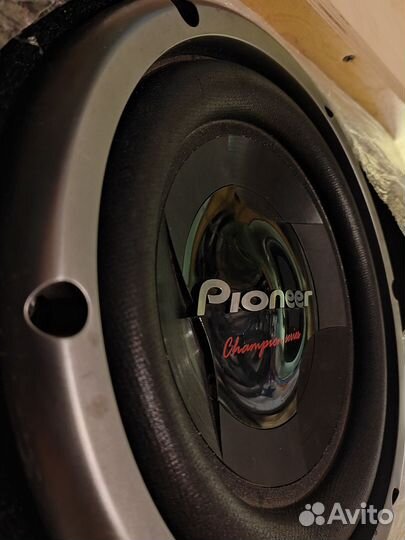 Сабвуфер Pioneer TS-W258D2 champion series