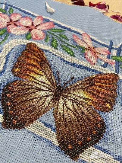 Бабочка. Вышивка крестиком