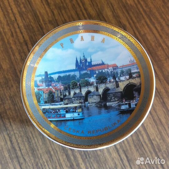 Настенная декоративная тарелка Прага