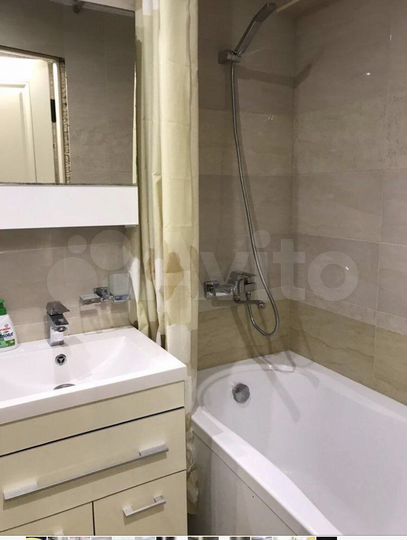 3-к. квартира, 100 м², 1/5 эт.