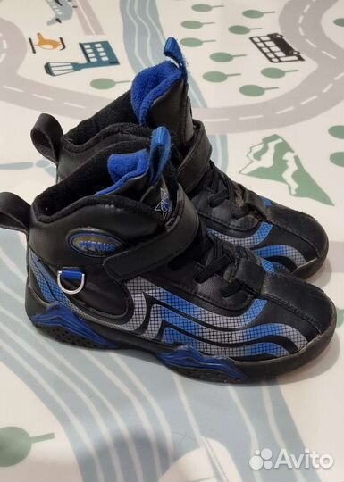 Кроссовки детские 31 размер