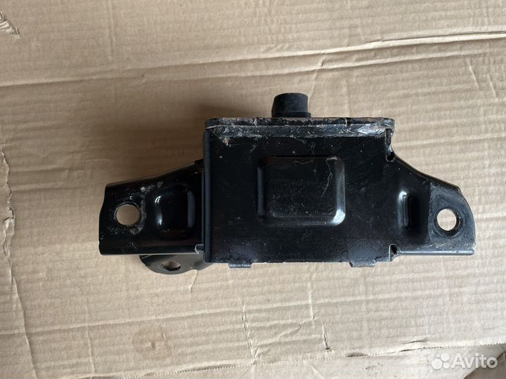 Подушка крепления левая хенде элантра 6 ад, кия