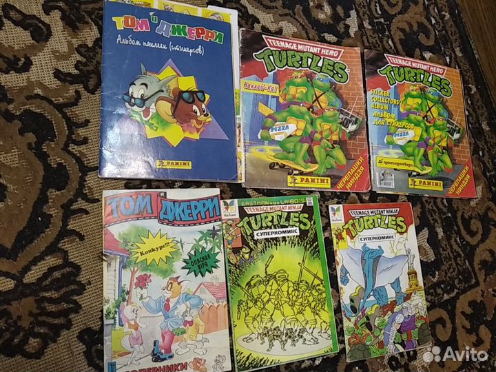 Комиксы.панини и журналы для наклеек.карточки