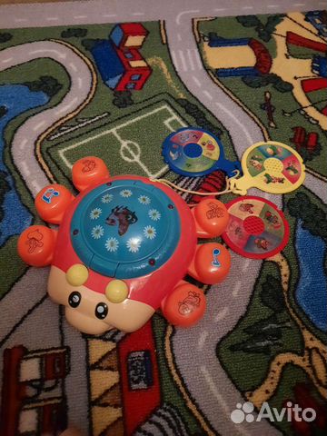 Музыкальный жук, сказочник с дисками