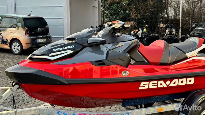 Гидроцикл BRP SEA-DOO RXT-X 325 Red Premium