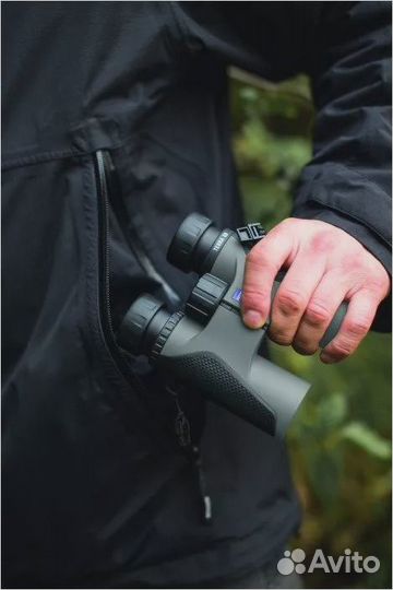 Бинокль Carl Zeiss Terra ED 10x32, black-grey