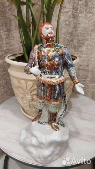 Статуэтка Садко. Пролетарий