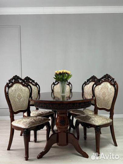 Комплект стол и стулья. В наличии