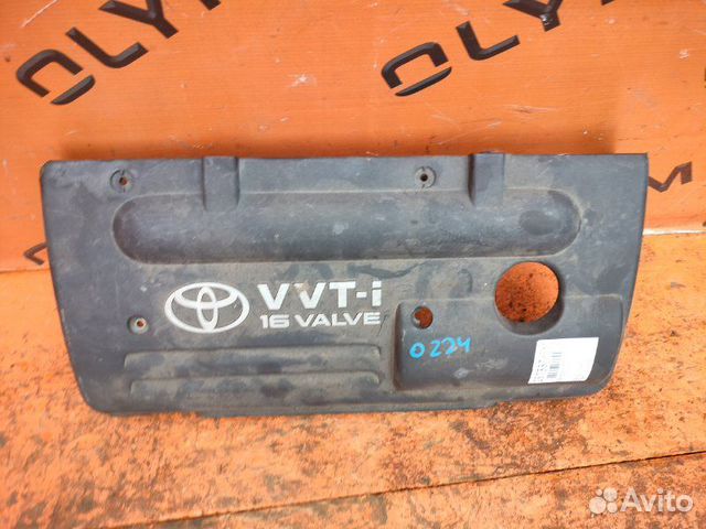 Крышка двс декоративная Toyota Premio ZZT240