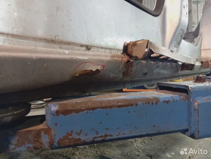 Порог со стойкой левый UAZ Patriot