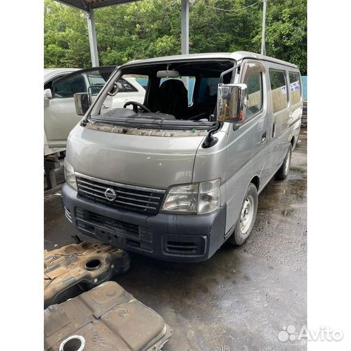 Двигатель двс с навесным nissan caravan E25 zd30dd (M)