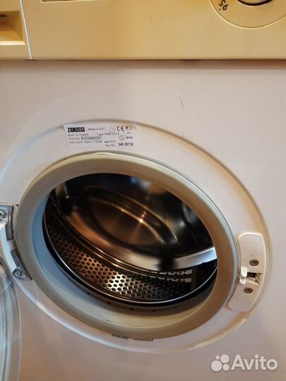Продам стиральную машину Zanussi