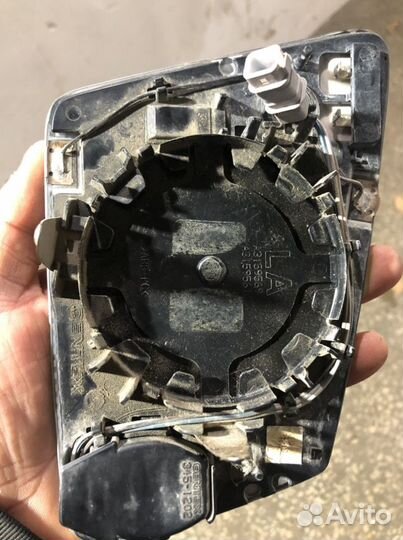 Левое зеркало 212