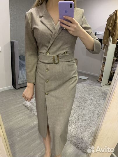 Платье kira plastinina 42