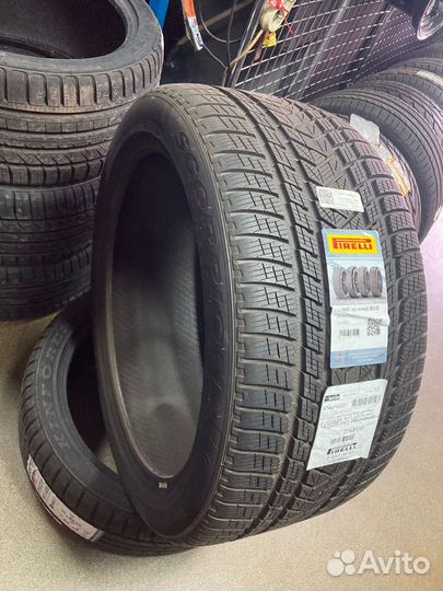 Pirelli Scorpion Winter 285/40 R21 109V