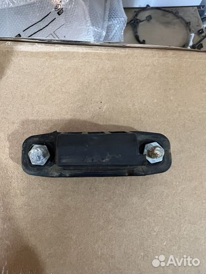 Кнопка багажника Corolla E180