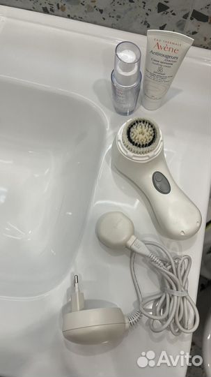 Кларисоник электрическая щетка для умывания