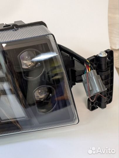 Комплект фары volvo FH12