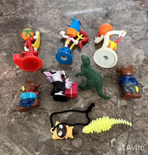 Разные фигурки из киндер сюрприза