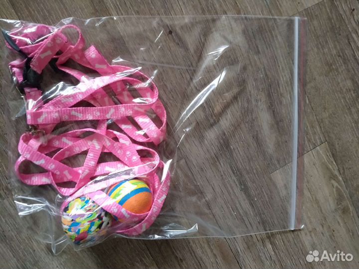 Шлейка для кошек или маленьких пород собак