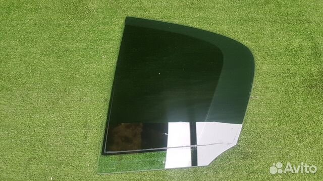 Форточка двери задней левой VW Passat B6