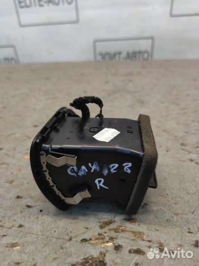 Воздуховод торпеды правый Porsche Cayenne 957 4.8