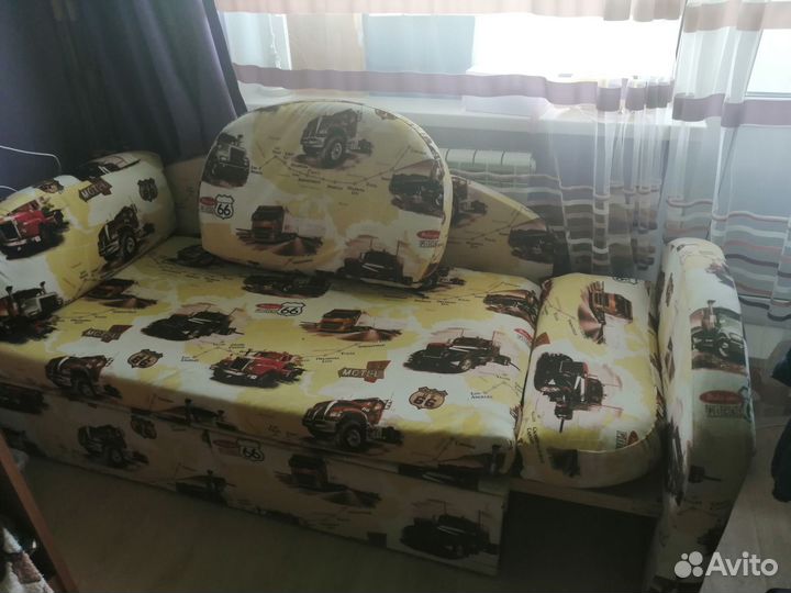 Продам детский диван