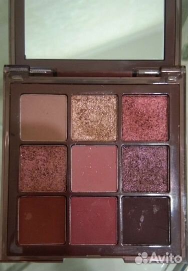 Тени для век huda. Beauty rich Оригинал