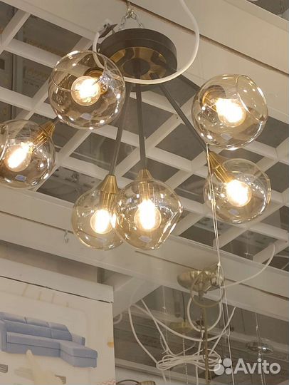 Люстра потолочная