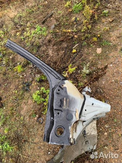 Стойка кузова правая Opel Astra H