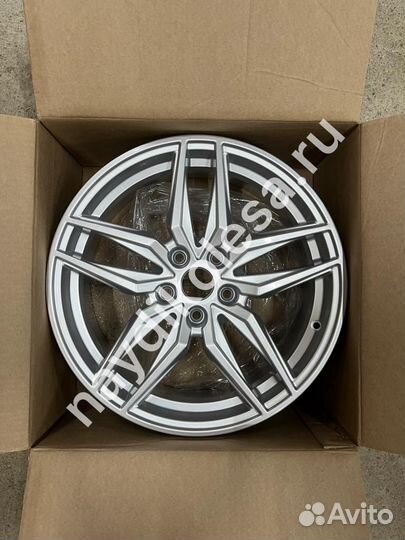Диски R18 5x110 et35 65.1