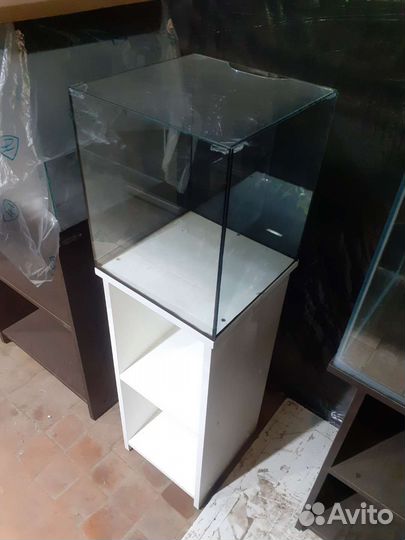 Аквариум с подставкой 30 литров