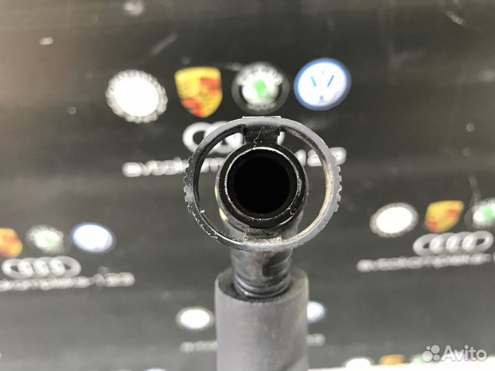 Трубка картерных газов Audi A3 8P ccza 2008