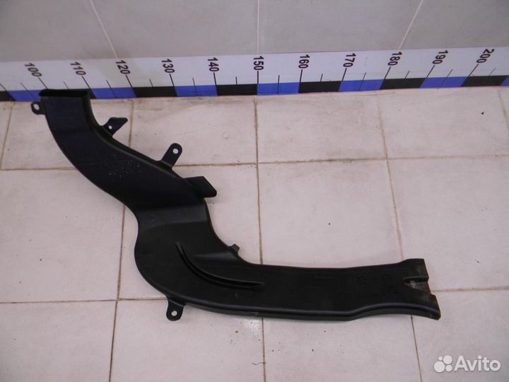 Воздуховод 1-серия E87/E81 2004