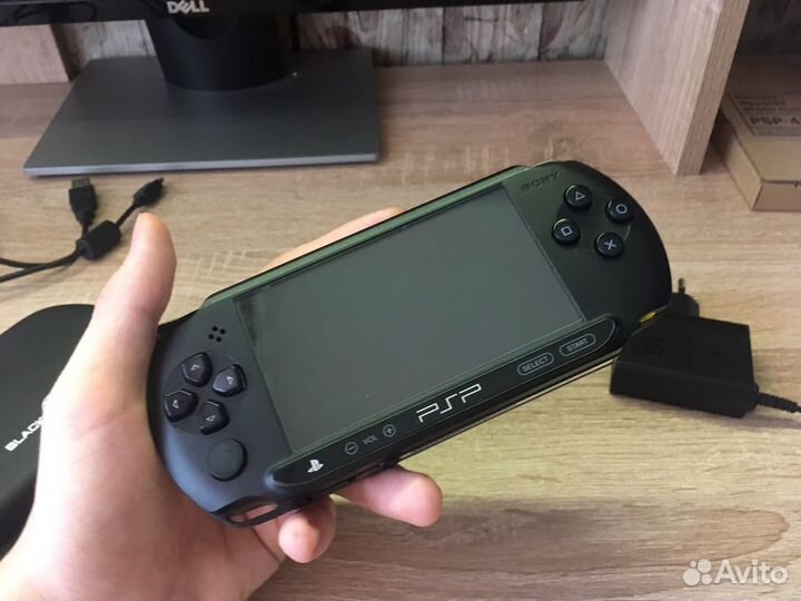 Sony psp e1008 street