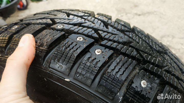 R13 Nokian Tyres Nordman 7 175/70, PCD 4x98 DIA 58.6